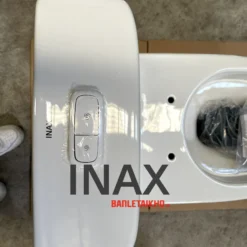 AC 902VN là Bồn cầu INAX 1 khối giá hơn 6.8tr và có chương trình tặng xịt vệ sinh 59 Góc nhìn từ trên két nước xuống của AC-902VN (AC902VN) (17)