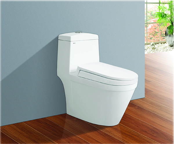 So-sanh-bon-cau-INAX-va-VIGLACERA-5