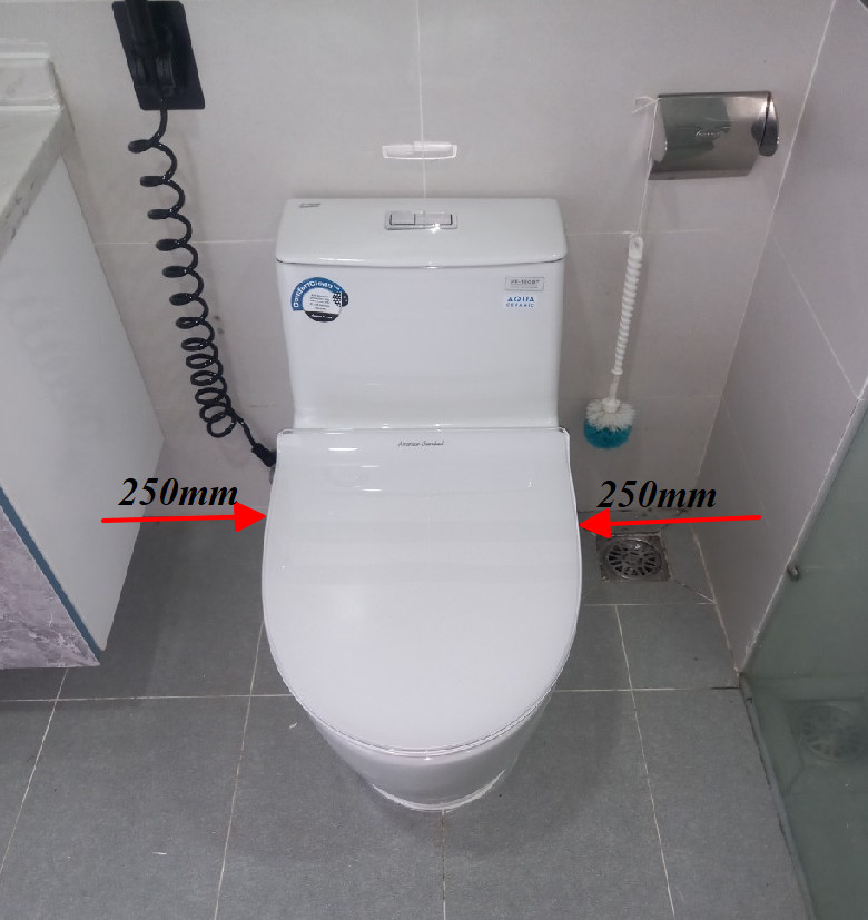 Khoang-cach-cua-2-ben-bon-cau-1-inax-banletaikho